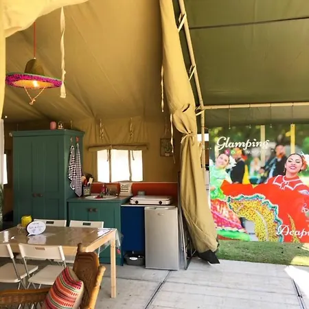 Glamping Nunspeet, Veluwe אוהל מפואר *